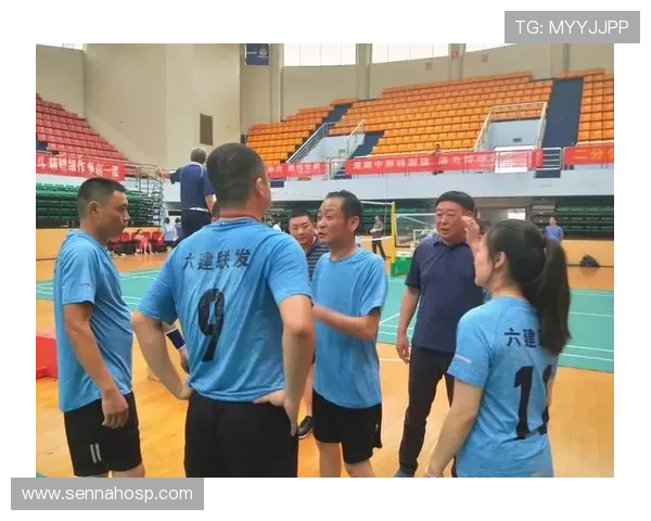 南京排球队的拼搏之路:从艰辛训练到荣耀赛场的奋斗故事 南京排球队的拼搏之路:从艰辛训练到荣耀赛场的奋斗故事