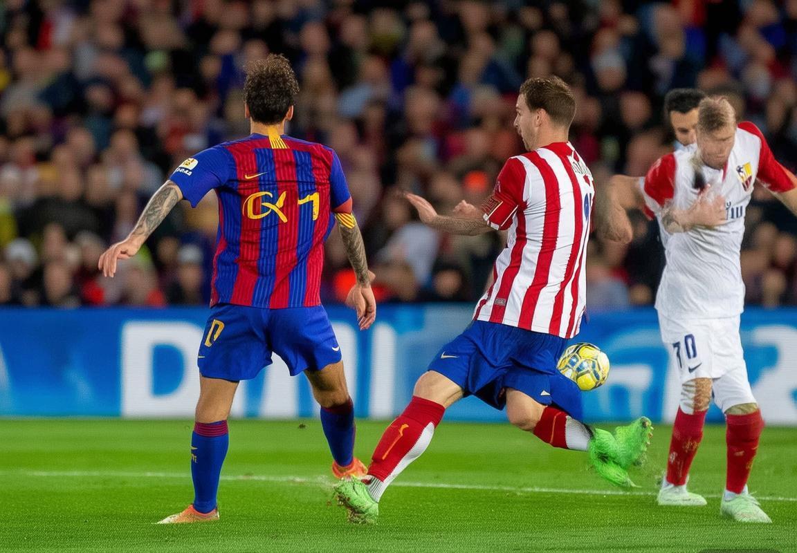 西甲关键对决：巴塞罗那vs马德里竞技比分预测与赛果分析